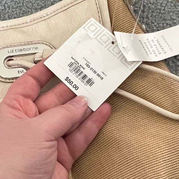 New w/ Tags! Liz Claiborne Shoulder Bag - Picture 4 of 4
